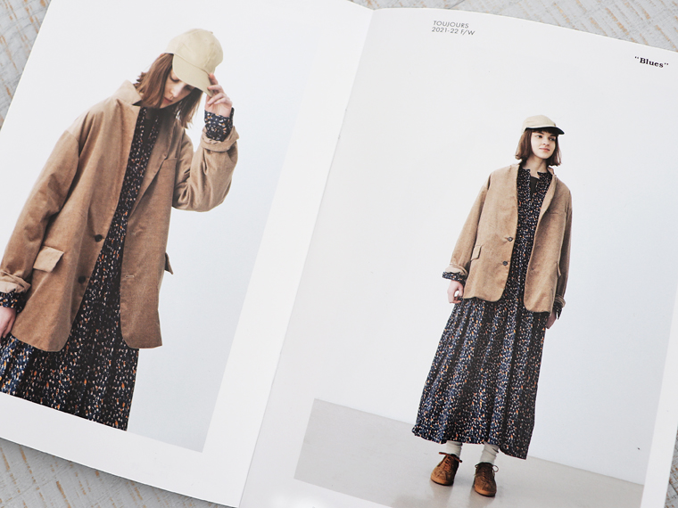 Toujours トゥジュー Classic Gathered Dress 花柄ワンピース Toujours トゥジュー Classic Gathered Dress 花柄ワンピース