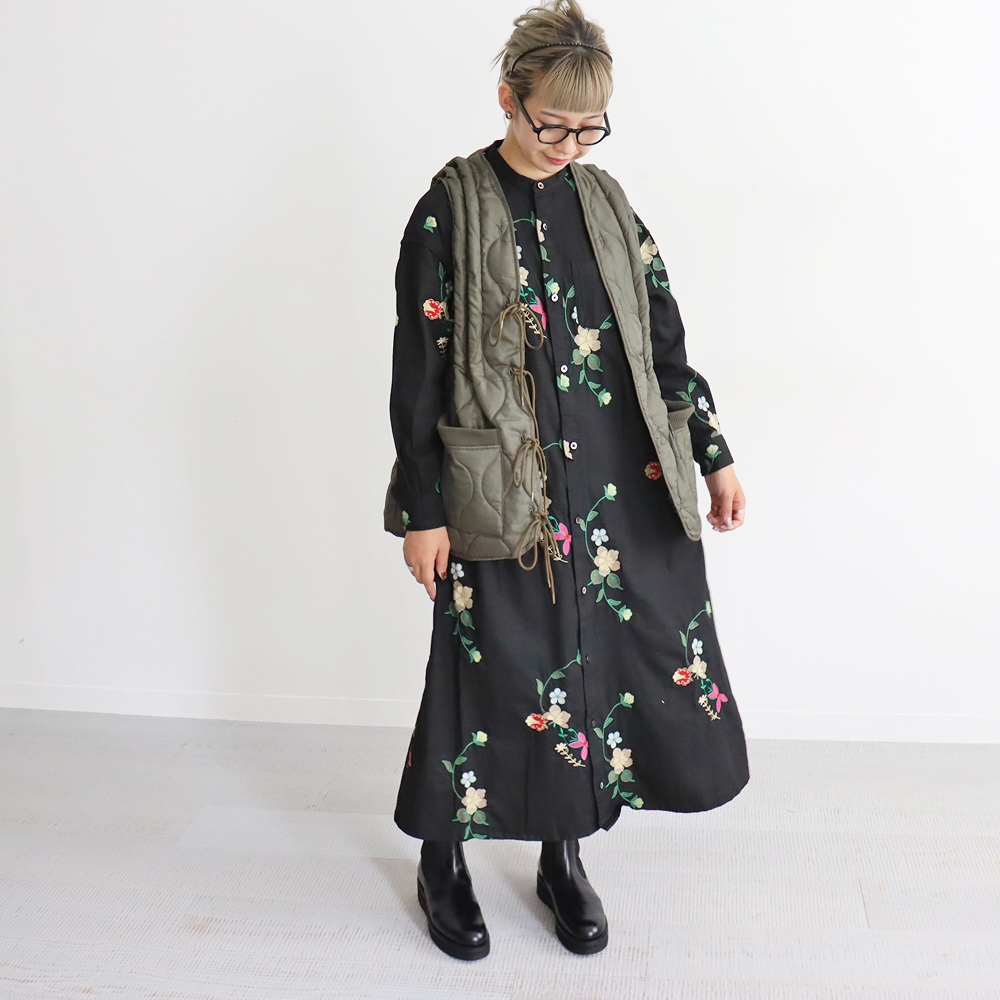 ENGINEERED GARMENTS(エンジニアードガーメンツ) Banded Collar Dress -Floral Embroidery